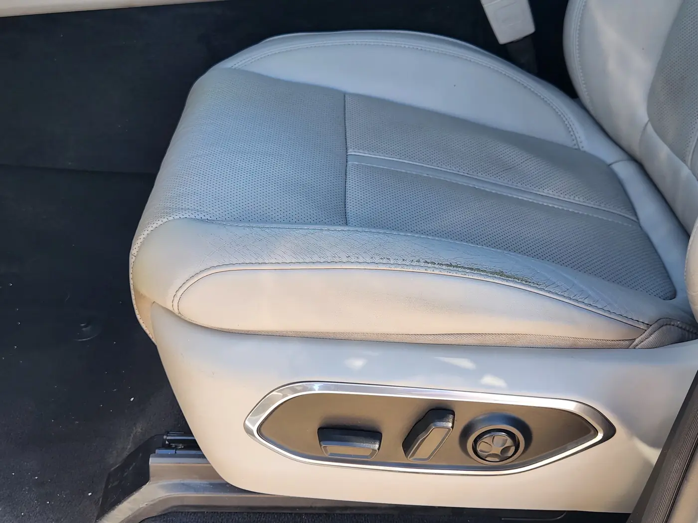 2024 Jeep Wagoneer L - $32,506
