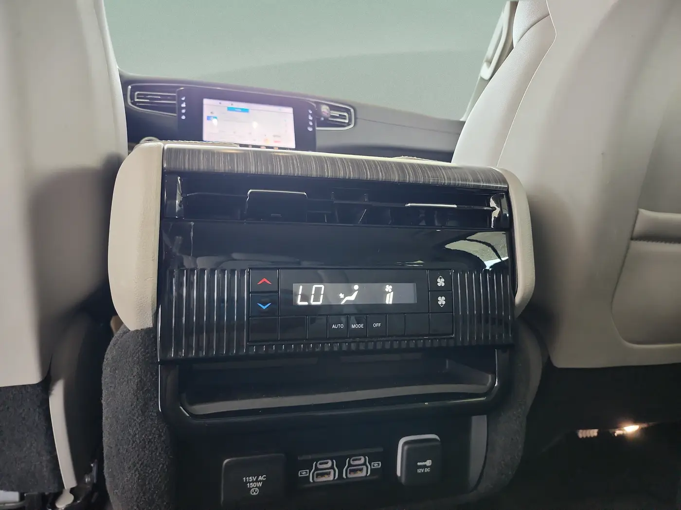 2024 Jeep Wagoneer L - $28,700