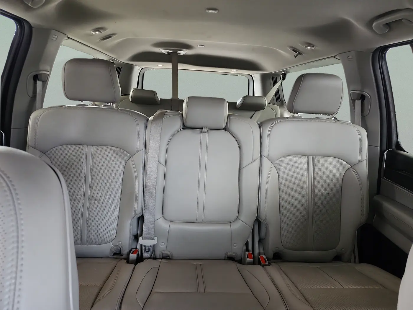 2024 Jeep Wagoneer L - $28,700