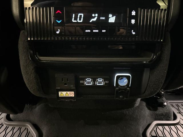 2024 Jeep Wagoneer L - $28,500