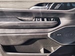 2024 Wagoneer L Thumbnail 23