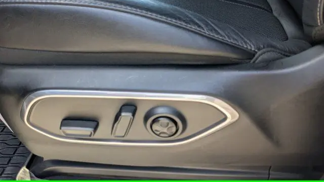 2024 Jeep Wagoneer L Carbide