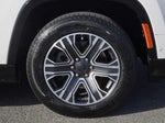 2024 Wagoneer L Thumbnail 9