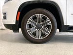 2024 Wagoneer L Thumbnail 6