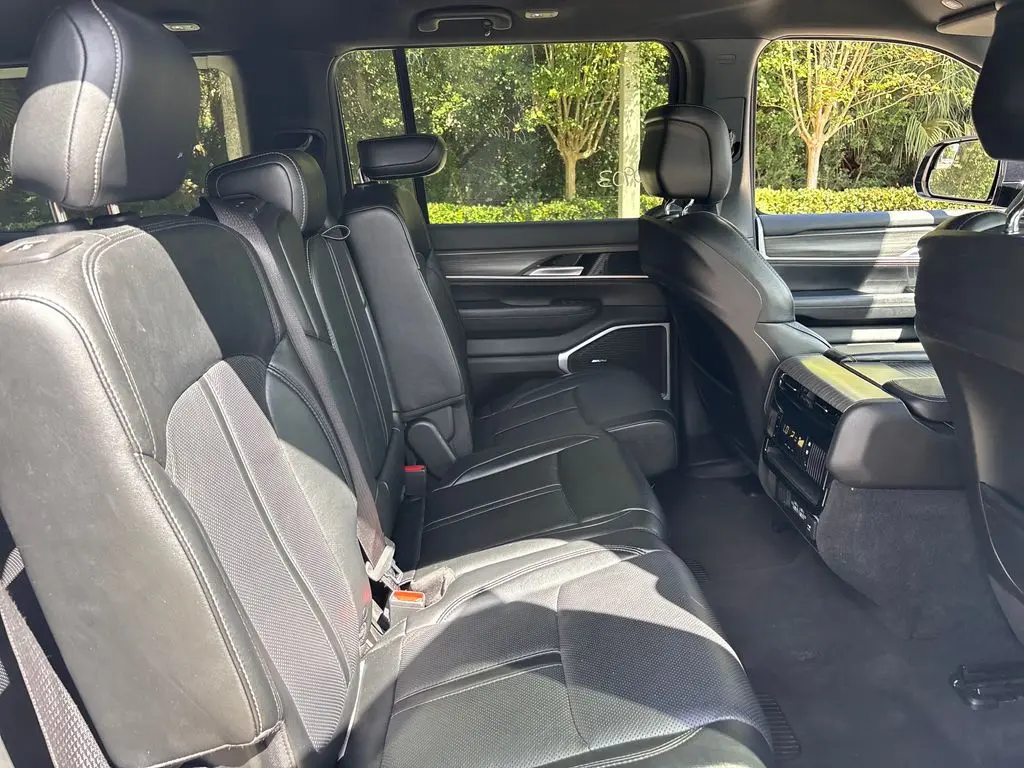 2024 Jeep Wagoneer L - $29,901