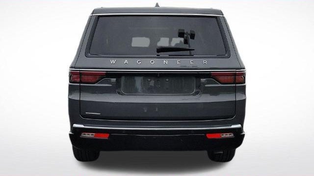 2023 Jeep Wagoneer L Base