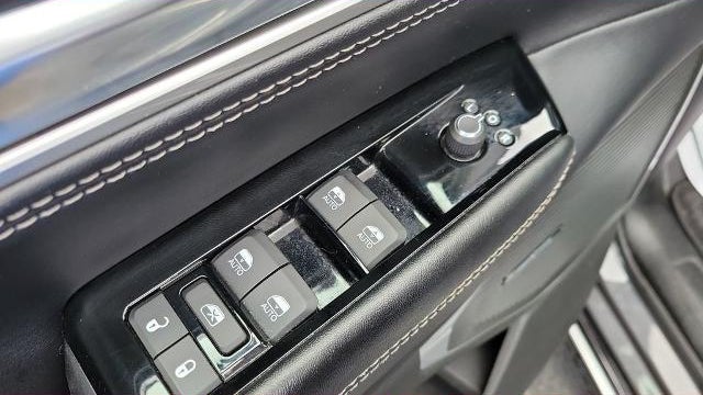 2023 Jeep Wagoneer L Base