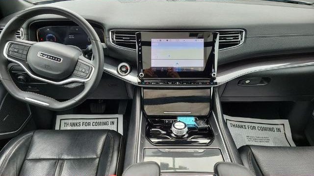 2023 Jeep Wagoneer L Base
