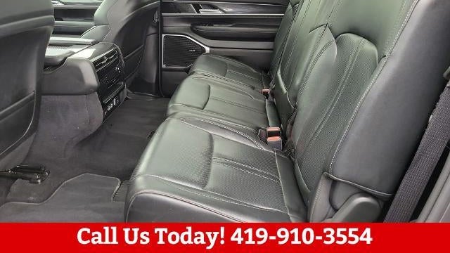 2023 Jeep Wagoneer L Base