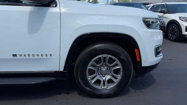 2024 Jeep Wagoneer L Base