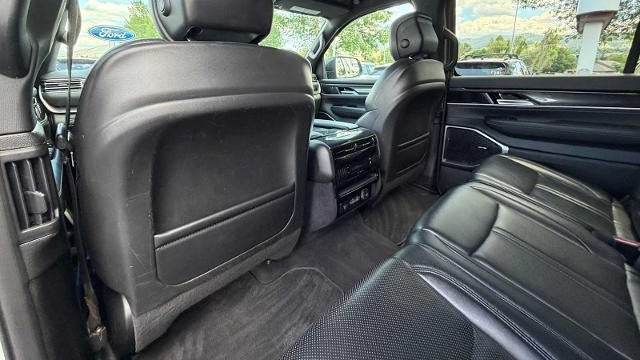 2024 Jeep Wagoneer L Base