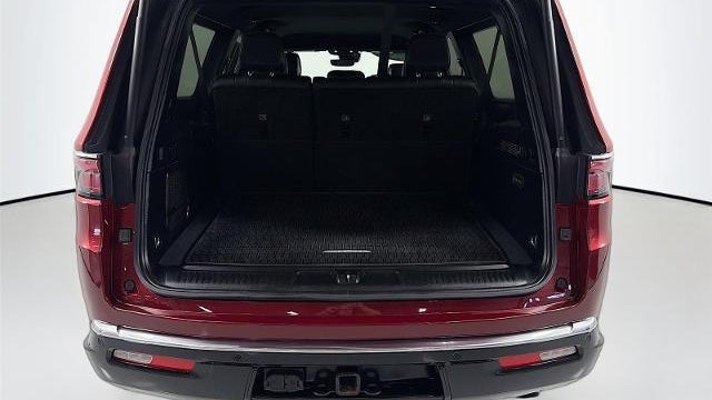 2024 Jeep Wagoneer L Base