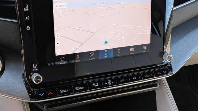 2025 Jeep Wagoneer L Base
