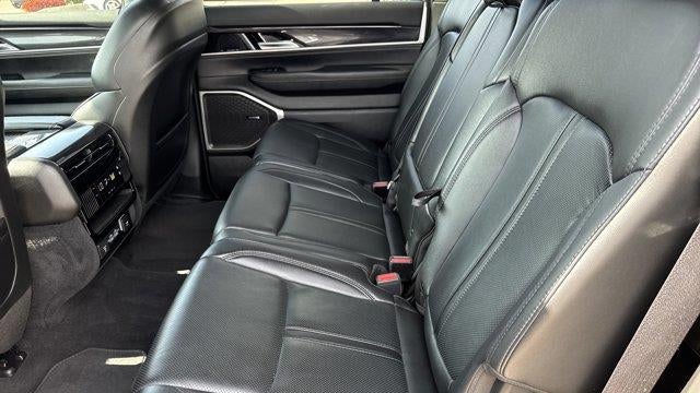 2023 Jeep Wagoneer L Base
