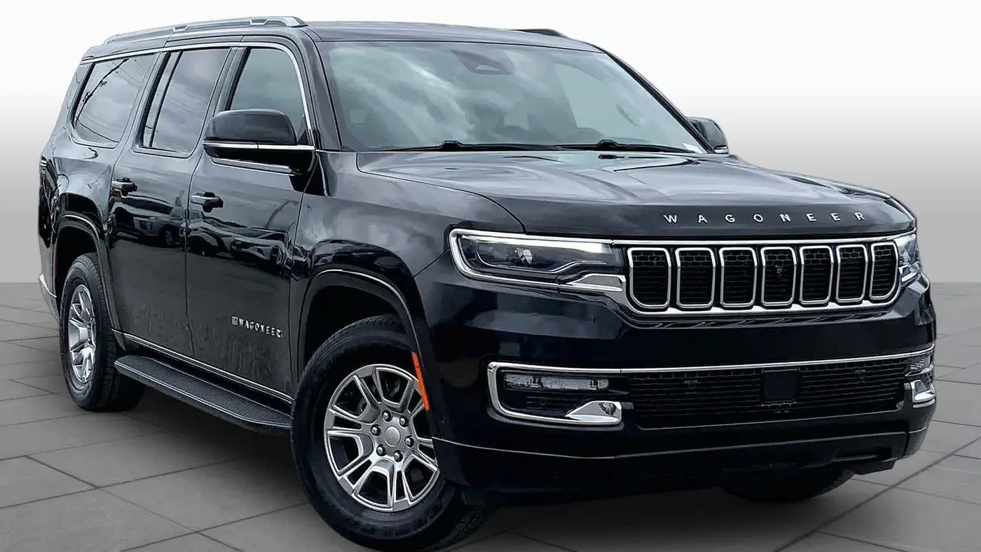 2023 Jeep Wagoneer L Base