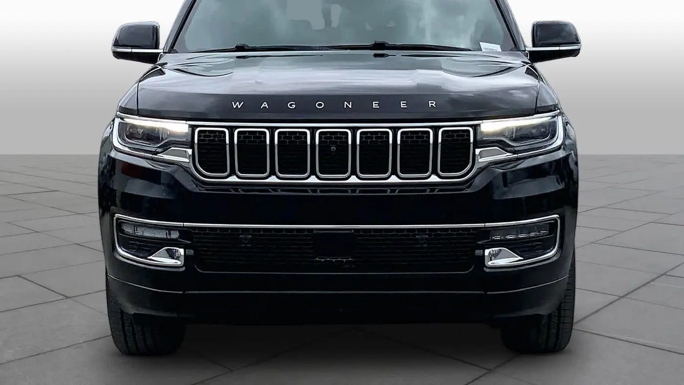 2023 Jeep Wagoneer L Base