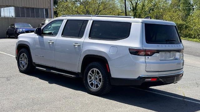 2024 Jeep Wagoneer L Base