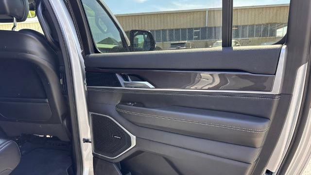 2024 Jeep Wagoneer L Base
