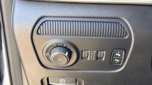 2024 Jeep Wagoneer L Base