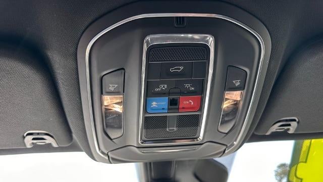 2024 Jeep Wagoneer L Base