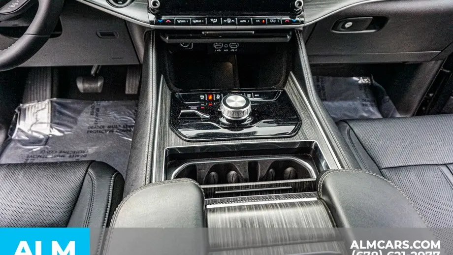 2024 Jeep Wagoneer L Series II