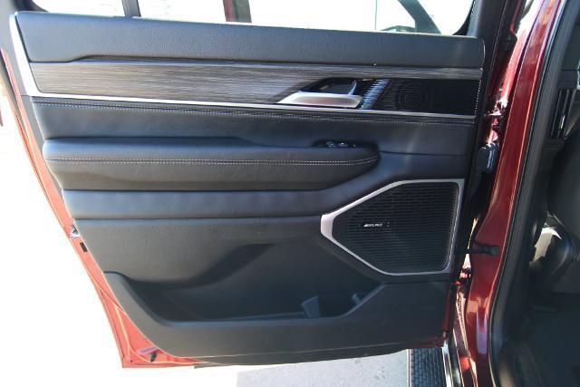 2024 Jeep Wagoneer L - $33,333