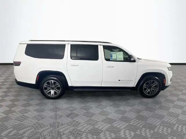 2024 Jeep Wagoneer L - $35,800