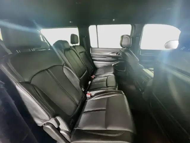 2024 Jeep Wagoneer L - $35,800