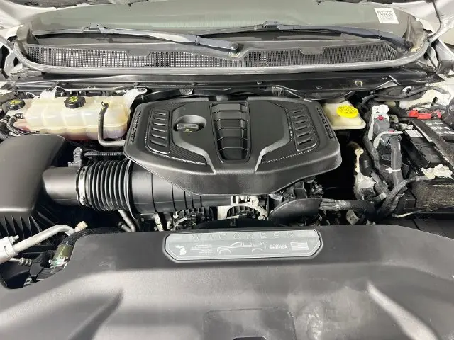 2024 Jeep Wagoneer L - $35,800