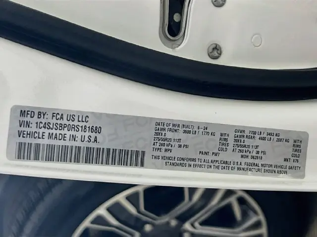 2024 Jeep Wagoneer L - $35,800