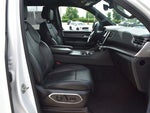 2024 Wagoneer L Thumbnail 25