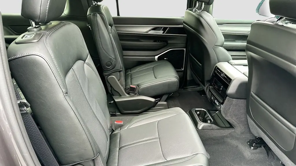 2026 Jeep Grand Wagoneer L Limited Altitude