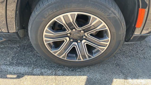 2023 Jeep Wagoneer L Carbide