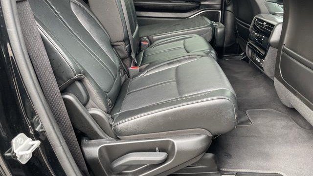 2023 Jeep Wagoneer L Carbide