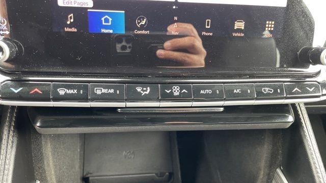 2023 Jeep Wagoneer L Carbide