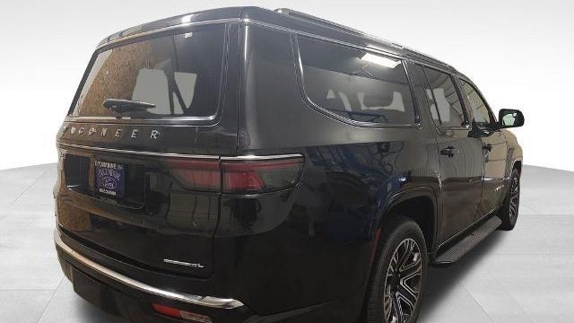 2023 Jeep Wagoneer L Carbide
