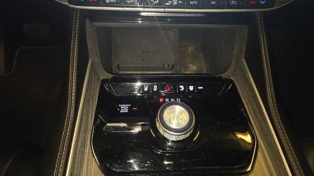 2023 Jeep Wagoneer L Carbide