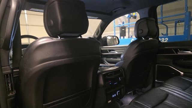 2023 Jeep Wagoneer L Carbide