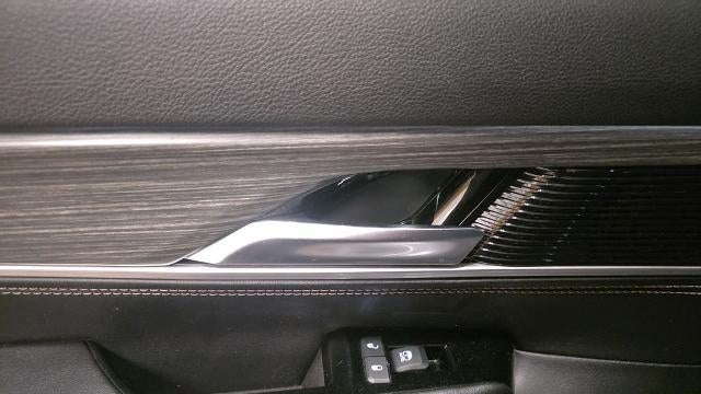 2023 Jeep Wagoneer L Carbide