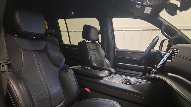 2023 Jeep Wagoneer L Carbide