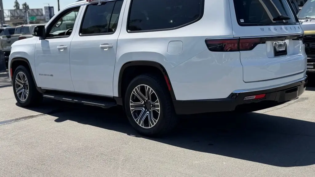 2024 Jeep Wagoneer L Series II