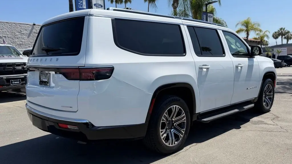 2024 Jeep Wagoneer L Series II