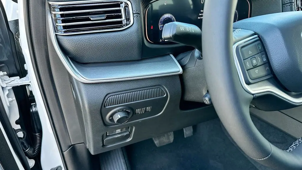 2026 Jeep Grand Wagoneer L Limited Altitude