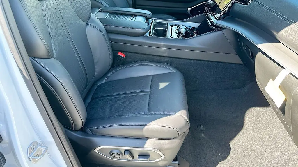 2026 Jeep Grand Wagoneer L Limited Altitude