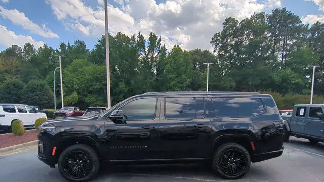 2026 Jeep Grand Wagoneer L Limited Reserve