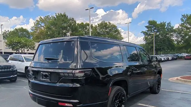 2026 Jeep Grand Wagoneer L Limited Reserve