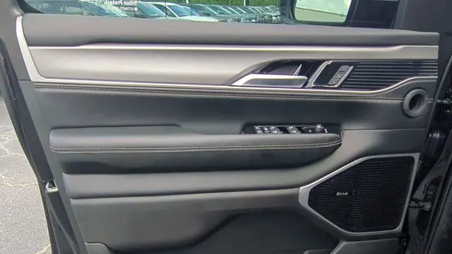 2026 Jeep Grand Wagoneer L Limited Reserve