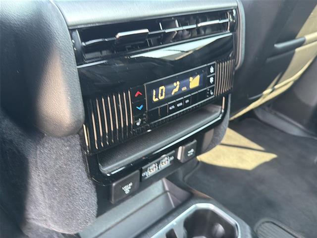 2024 Jeep Wagoneer L - $43,900