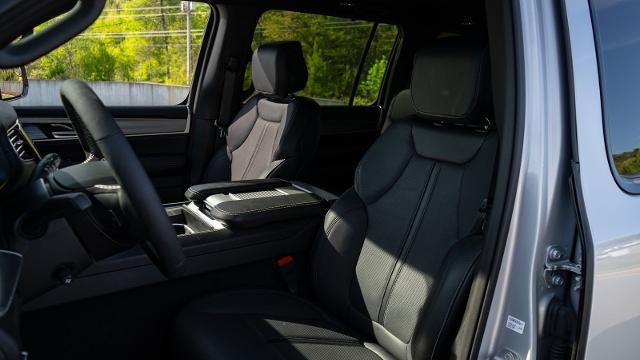 2025 Jeep Wagoneer L Series II
