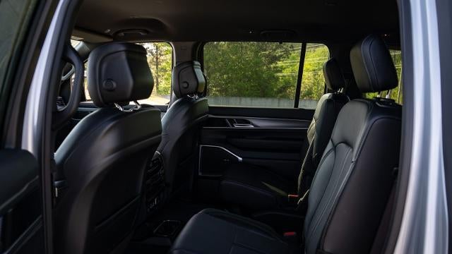 2025 Jeep Wagoneer L Series II